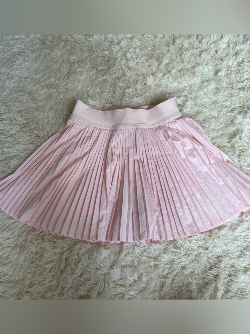 lululemon Pink pleated tennis mini skort with elastic waistband